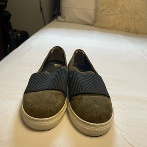 Cordani green suede sneaker